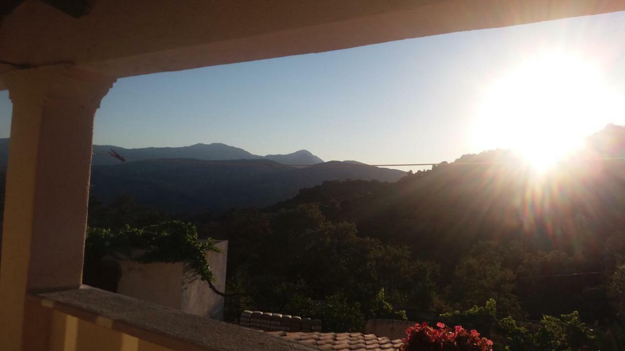 בית הארחה דורגלי 	Casa Lucia Campagna Relax מראה חיצוני תמונה
